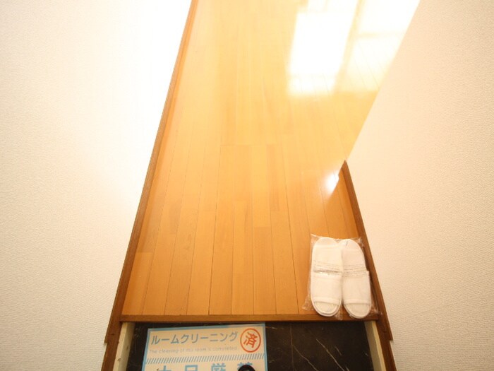 物件内観写真20　(廊下)