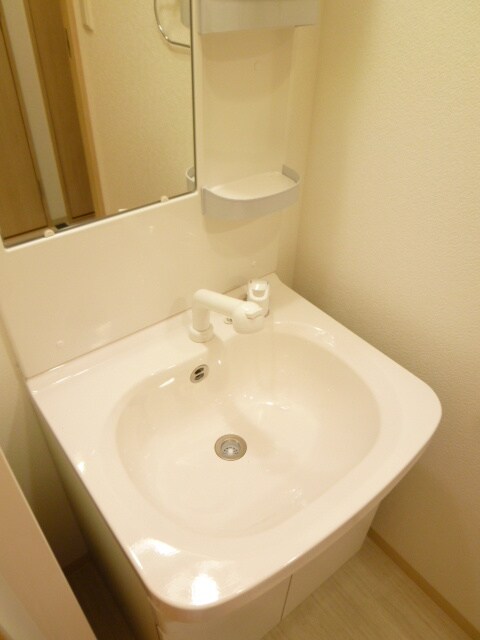 物件内観写真10　(洗面)