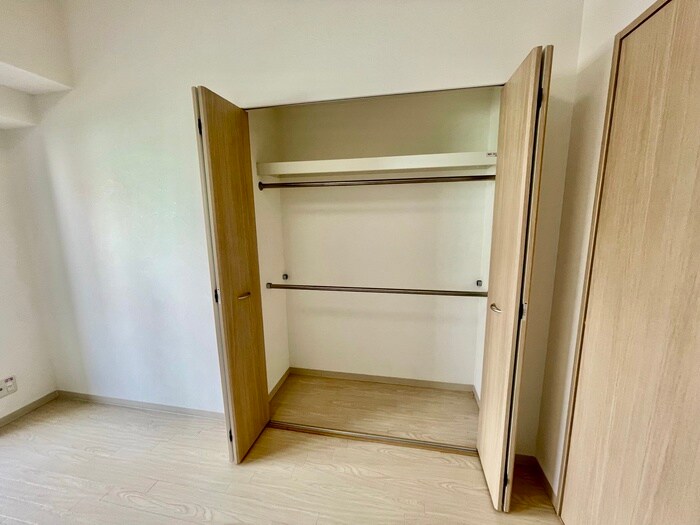 物件内観写真12　(収納)