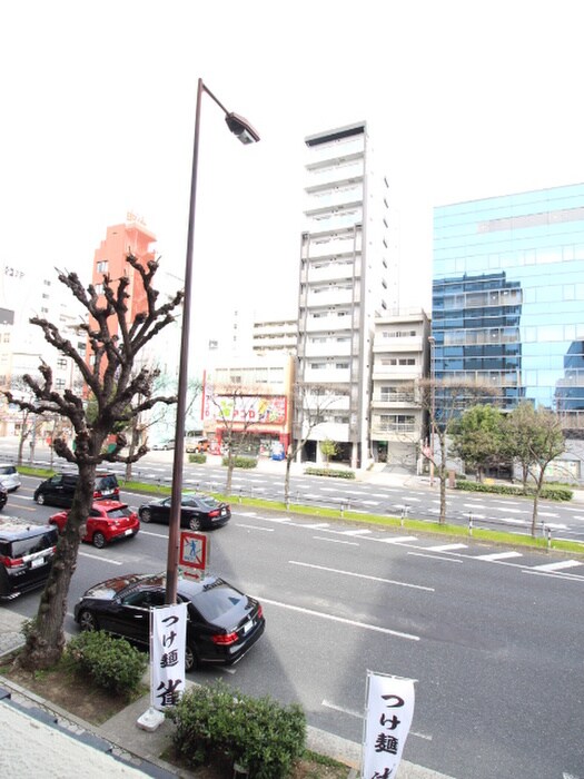 物件内観写真18　(室内からの展望)