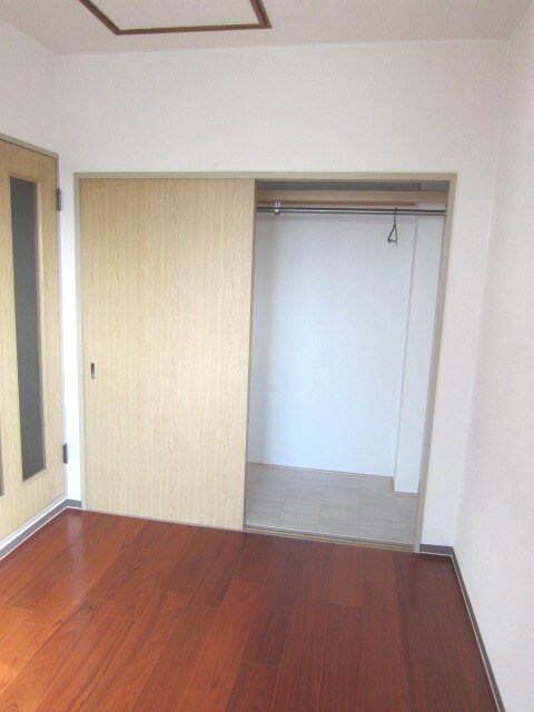 物件内観写真9　(収納)