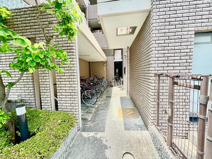 物件外観写真6　(建物設備)