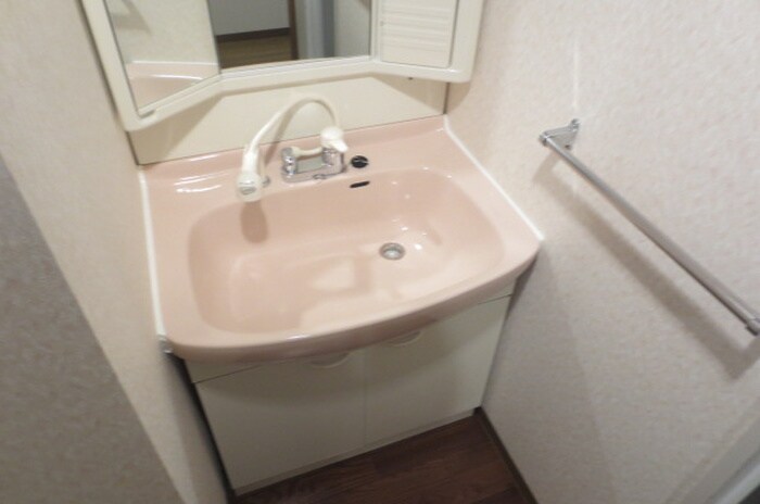 物件内観写真12　(洗面)