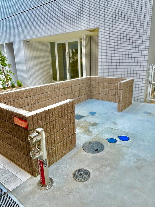 物件外観写真6　(建物設備)