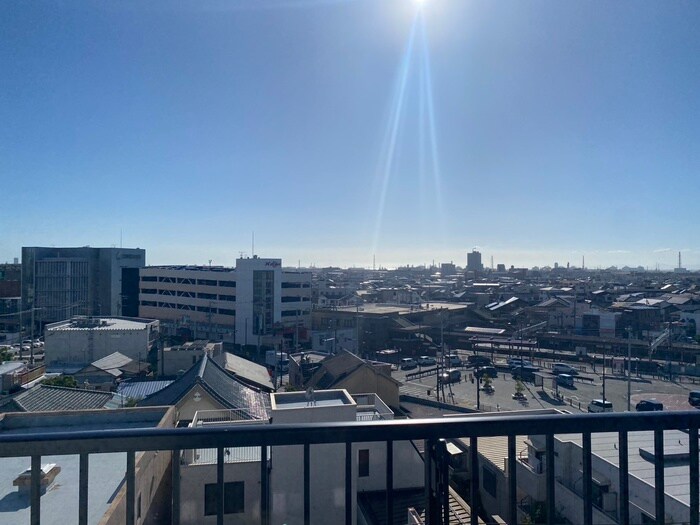 物件内観写真22　(室内からの展望)