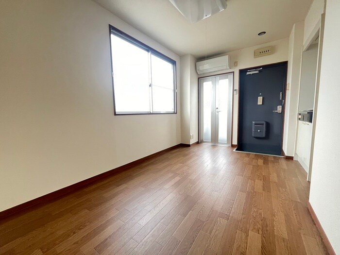 物件内観写真7　(居室)