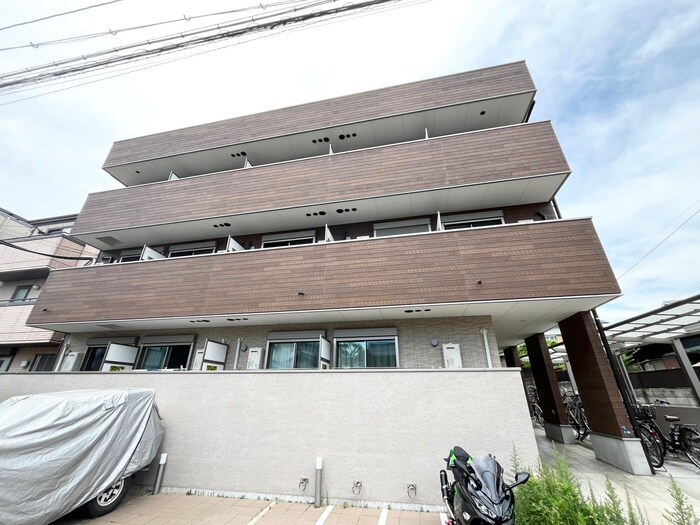 物件外観写真2　(外観写真)