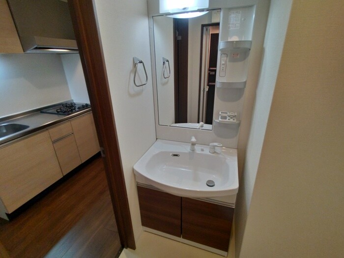 物件内観写真11　(洗面)