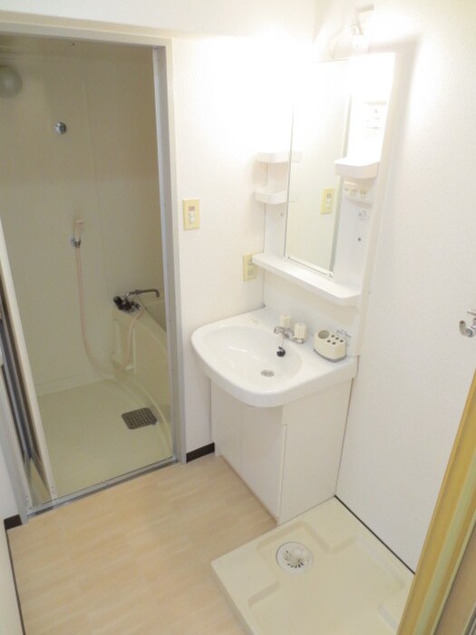 物件内観写真9　(洗面)