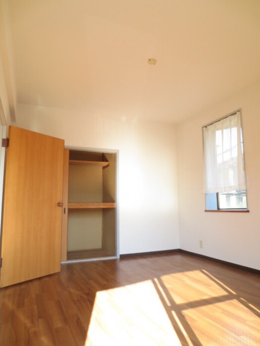 物件内観写真11　(居室)