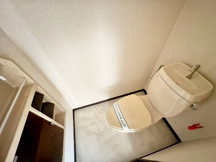 物件内観写真10　(トイレ)