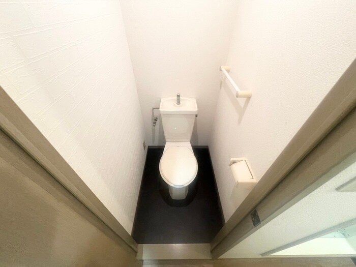 物件内観写真14　(トイレ)