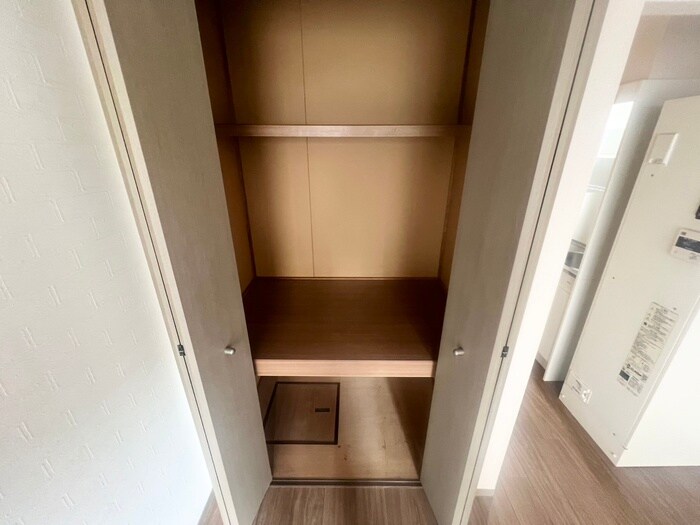物件内観写真15　(収納)