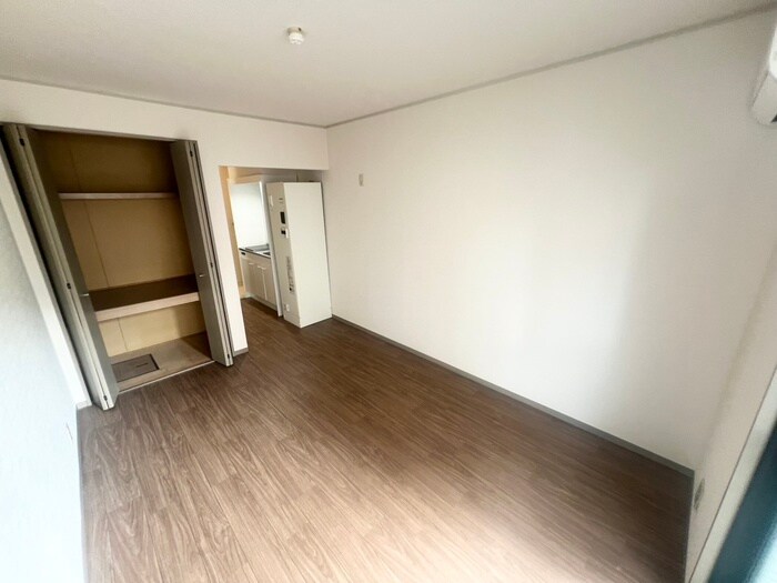 物件内観写真16　(居室)