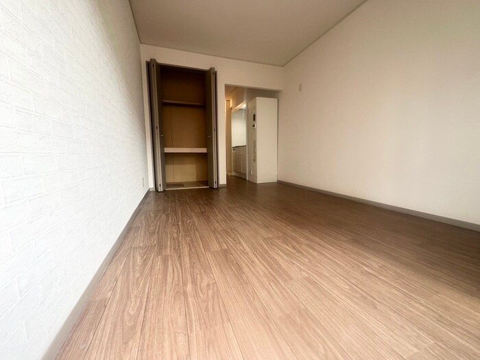 物件内観写真18　(居室)