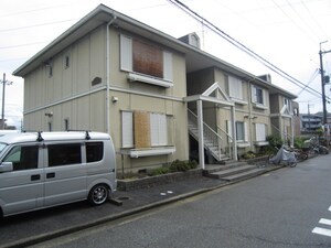 ファミール奥本外観写真