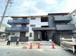 建築中