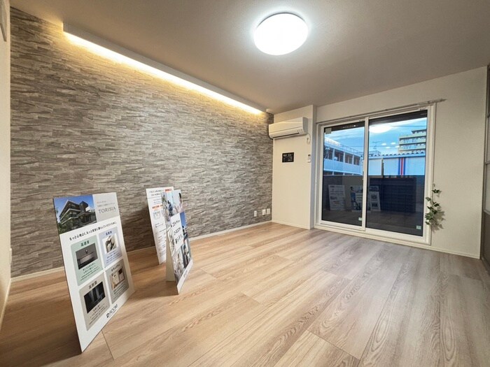 物件内観写真7　(内観写真)