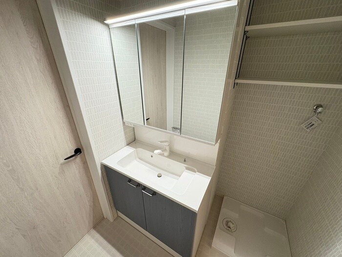 物件内観写真9　(洗面)