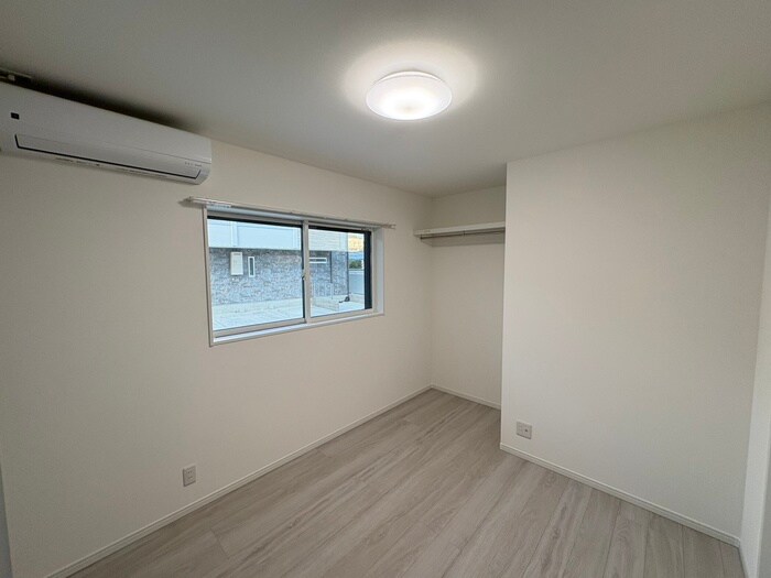 物件内観写真13　(居室)