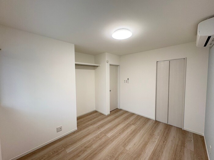 物件内観写真14　(居室)