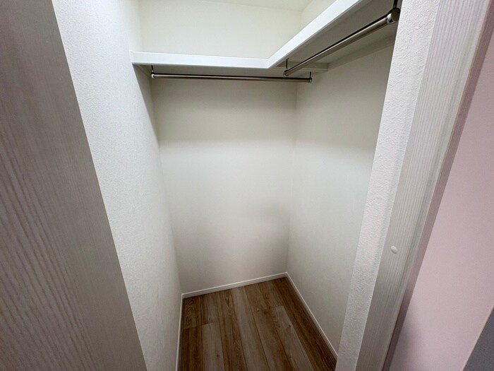 物件内観写真15　(収納)