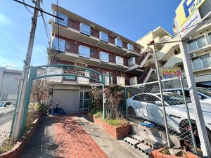 サンリッチハイツ外観写真