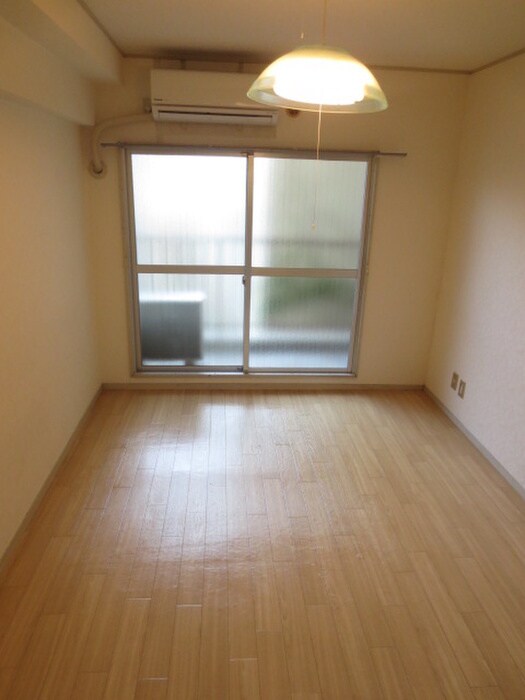 物件内観写真12　(居室)