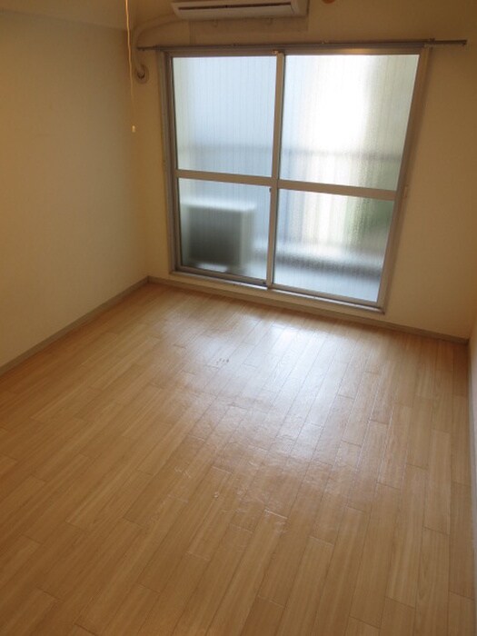 物件内観写真14　(居室)