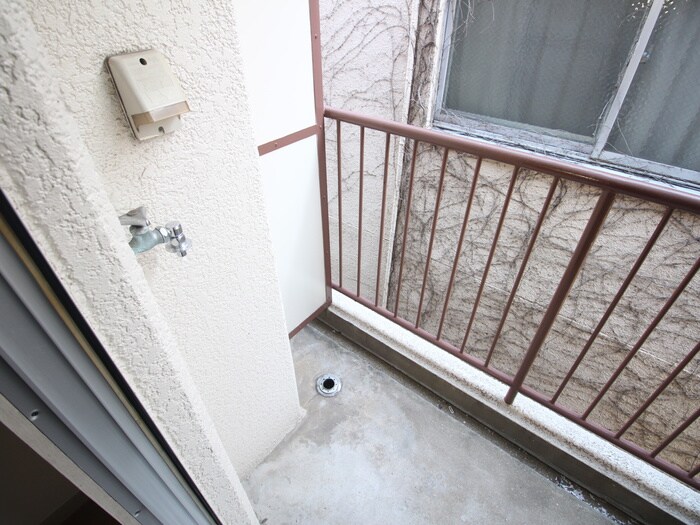 物件内観写真17　(洗濯機置場)