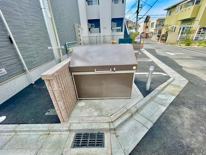 物件外観写真3　(建物設備)