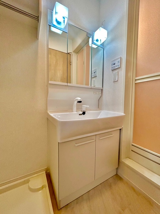 物件内観写真10　(洗面)