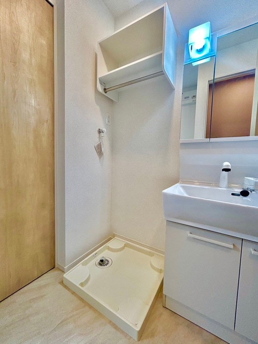 物件内観写真19　(洗濯機置場)