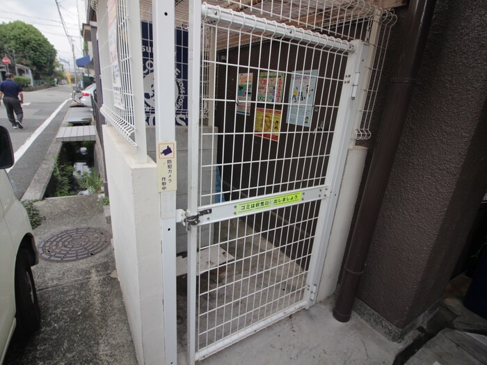 物件外観写真4　(建物設備)