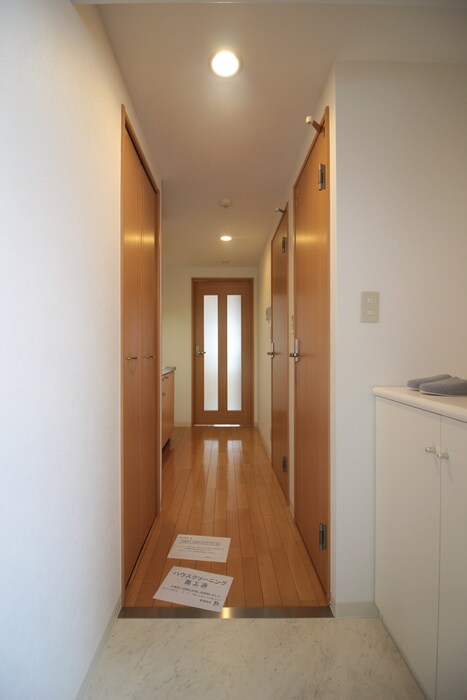 物件内観写真7　(廊下)