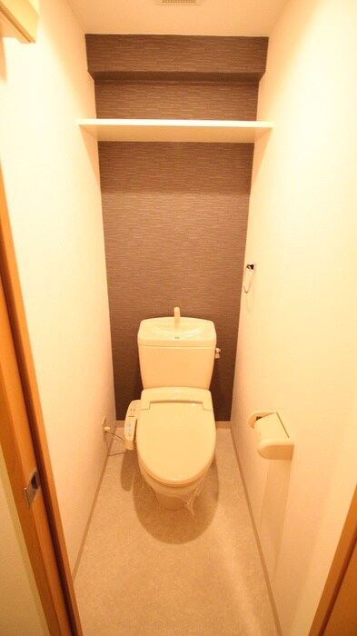 物件内観写真9　(トイレ)