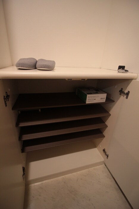 物件内観写真9　(靴箱)