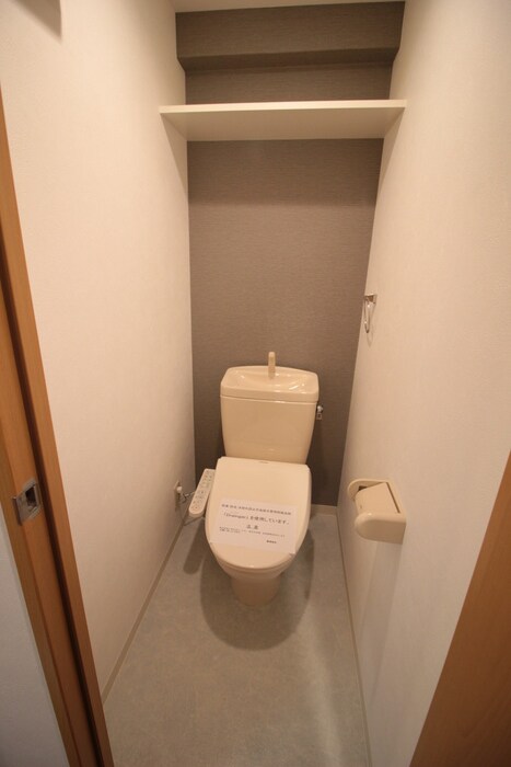 物件内観写真11　(トイレ)