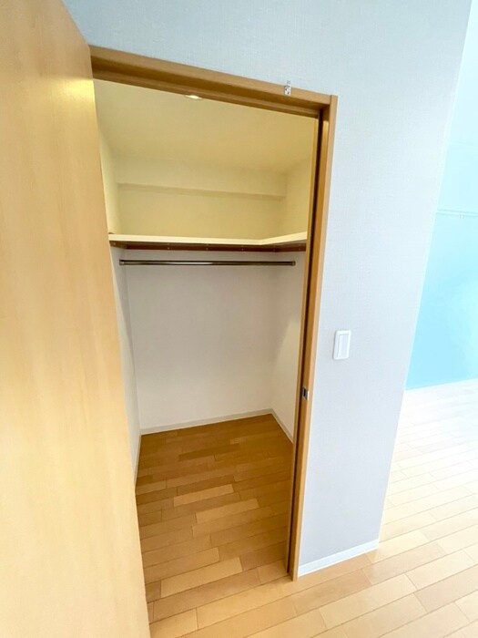 物件内観写真13　(収納)