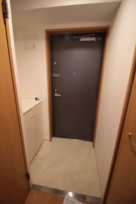 物件内観写真19　(玄関)
