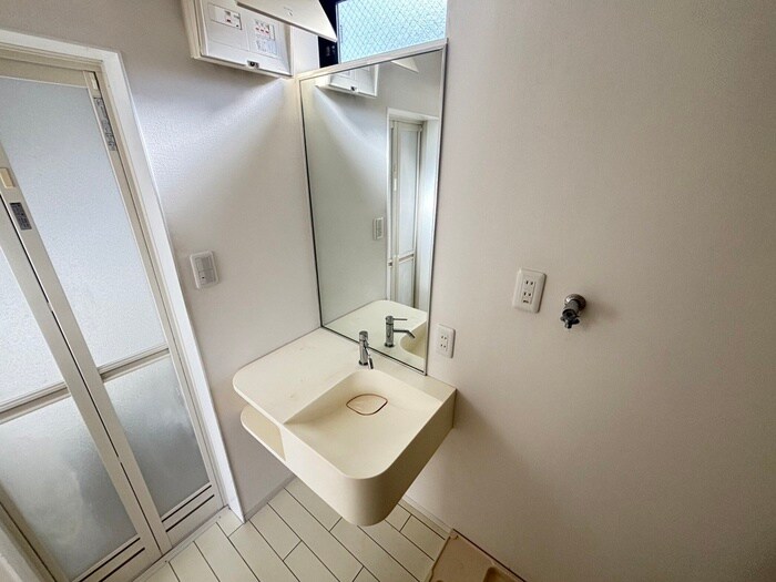 物件内観写真13　(洗面)