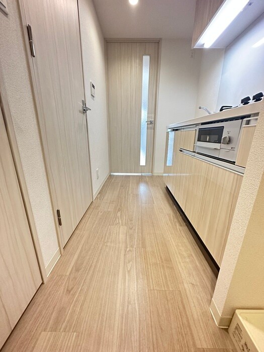 物件内観写真13　(廊下)