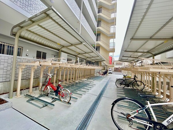 駐輪場