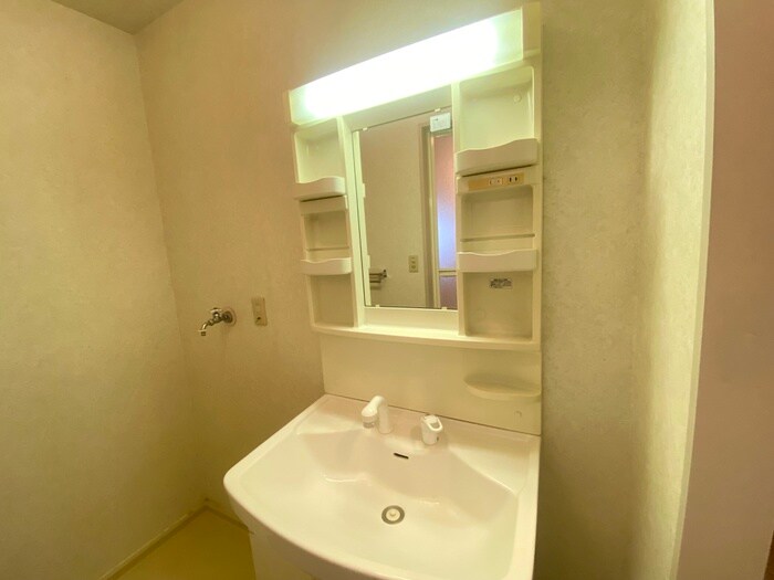 物件内観写真11　(洗面)