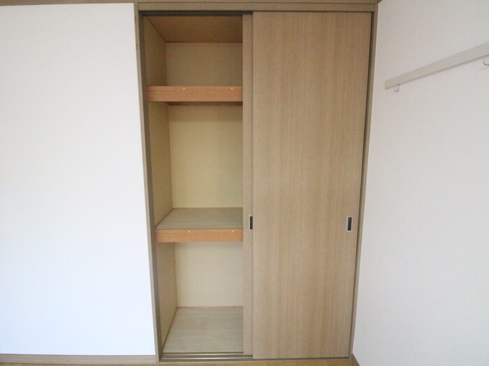 物件内観写真13　(収納)