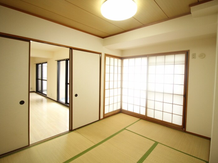 物件内観写真10　(居室)