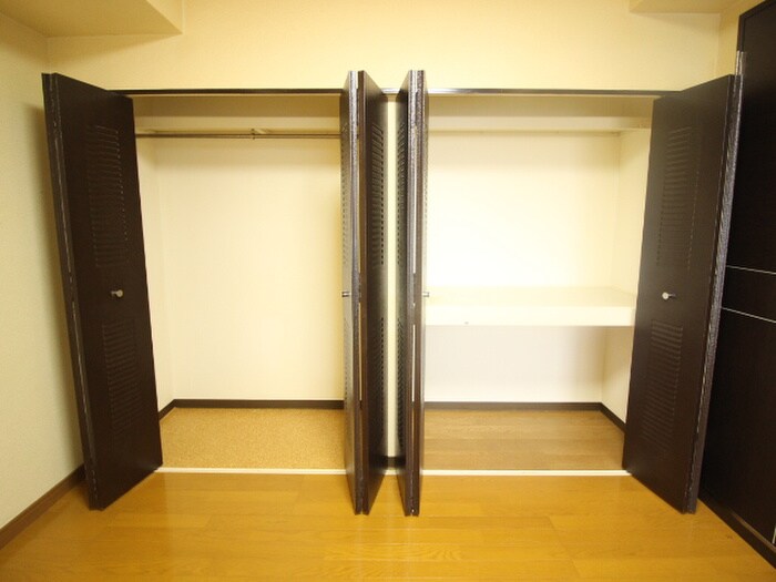 物件内観写真17　(収納)