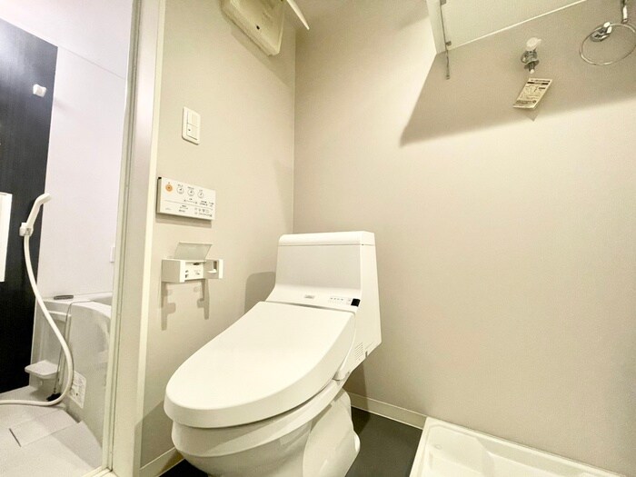 物件内観写真12　(トイレ)