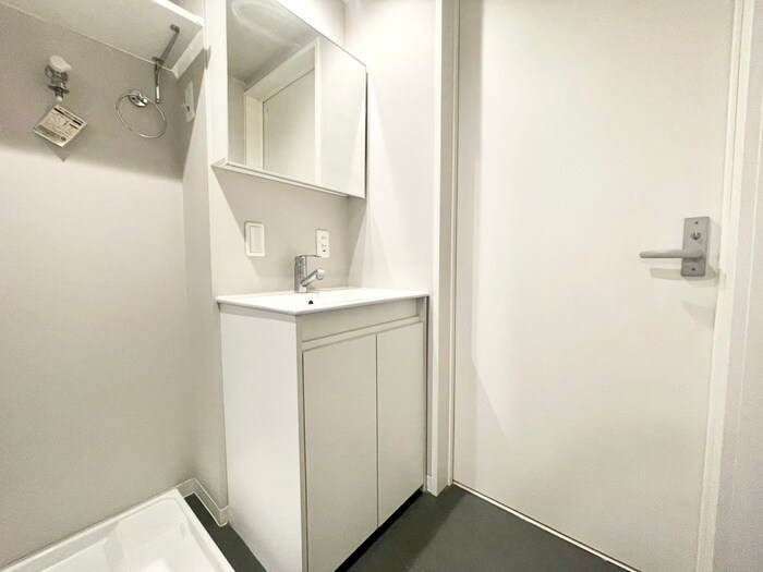 物件内観写真13　(洗面)