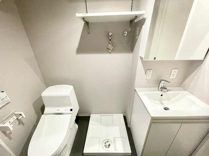 物件内観写真17　(洗濯機置場)